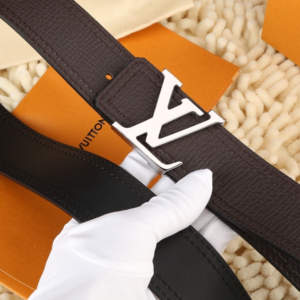 激安ルイヴィトンベルト背面デザイン